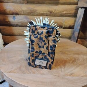 NWT Nicole by Nicole Miller Leopard Frances Cellphone Cas